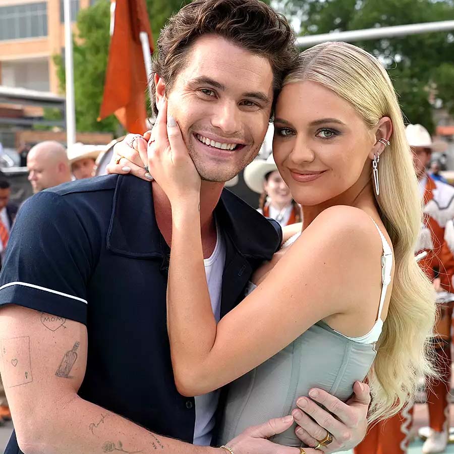 Kelsea Ballerini and Chase Stokes STAYING CLOSE